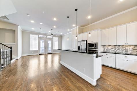 5521 Larkin Street C Houston TX 77007