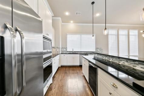 5521 Larkin Street C Houston TX 77007