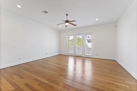 2032 Tuam Street Houston TX 77004