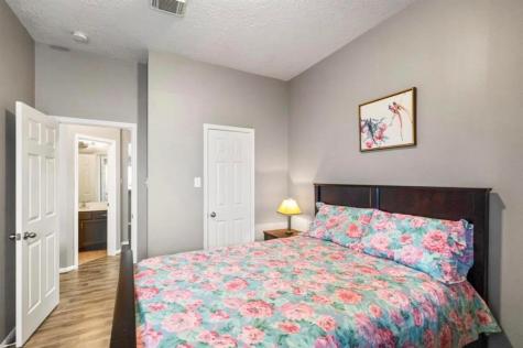 3827 Shady Breeze Drive Houston TX 77082