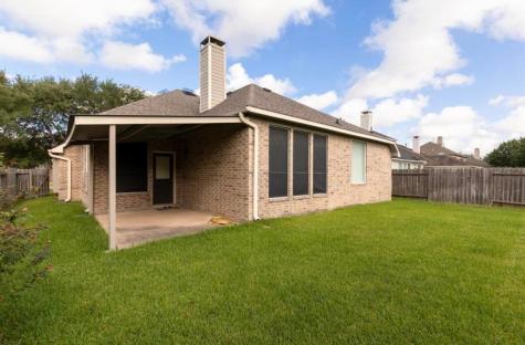 3827 Shady Breeze Drive Houston TX 77082