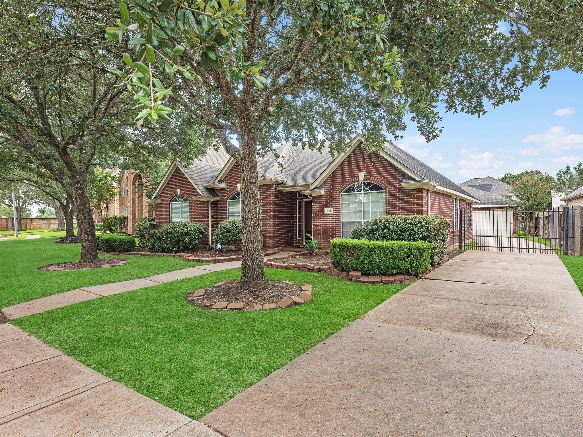 5918 Amherst Court Sugar Land TX 77479