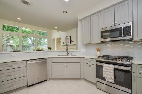 9531 Shadow Gate Lane Houston TX 77040