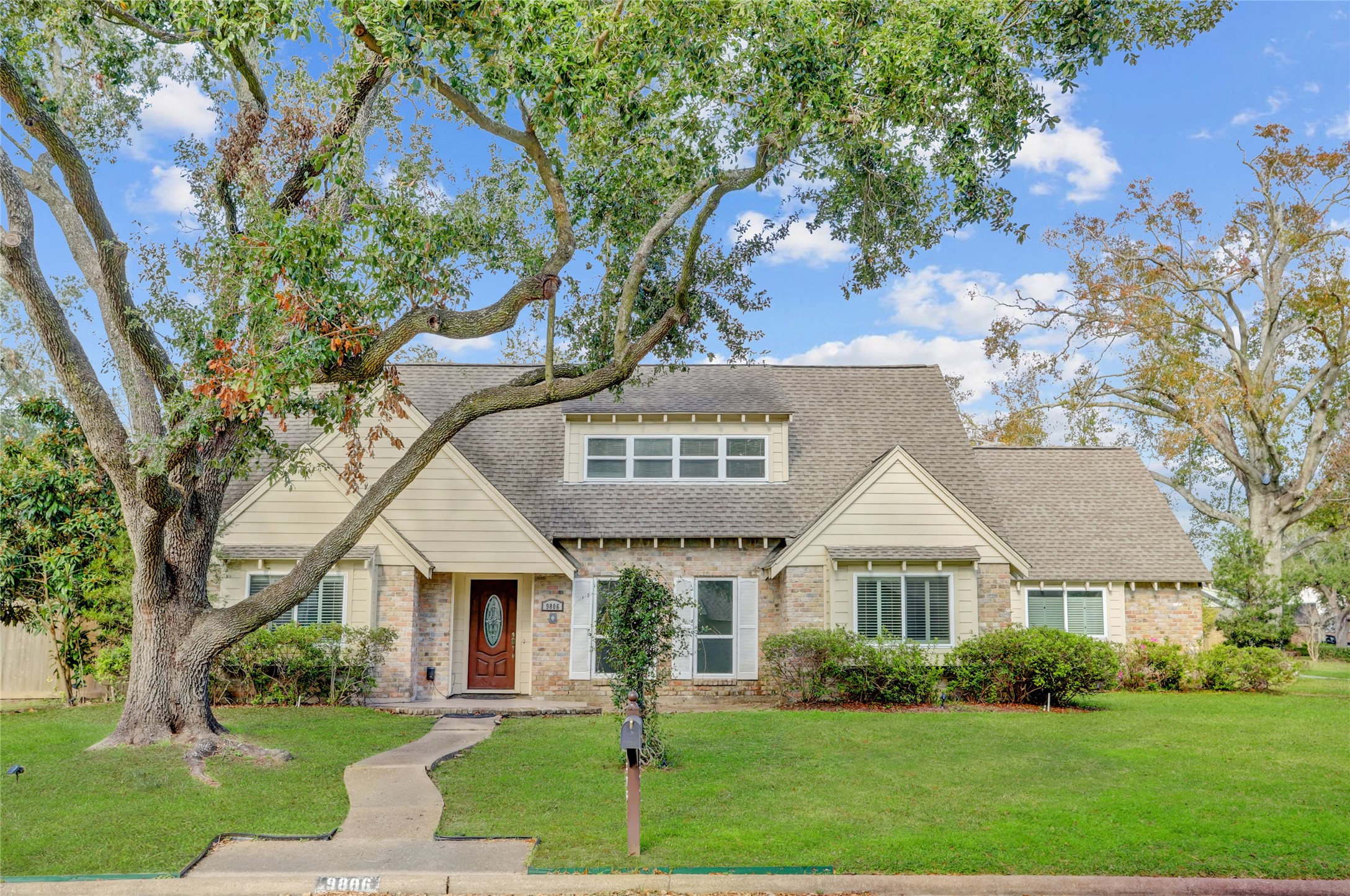 9806 Knoboak Drive Houston TX 77080