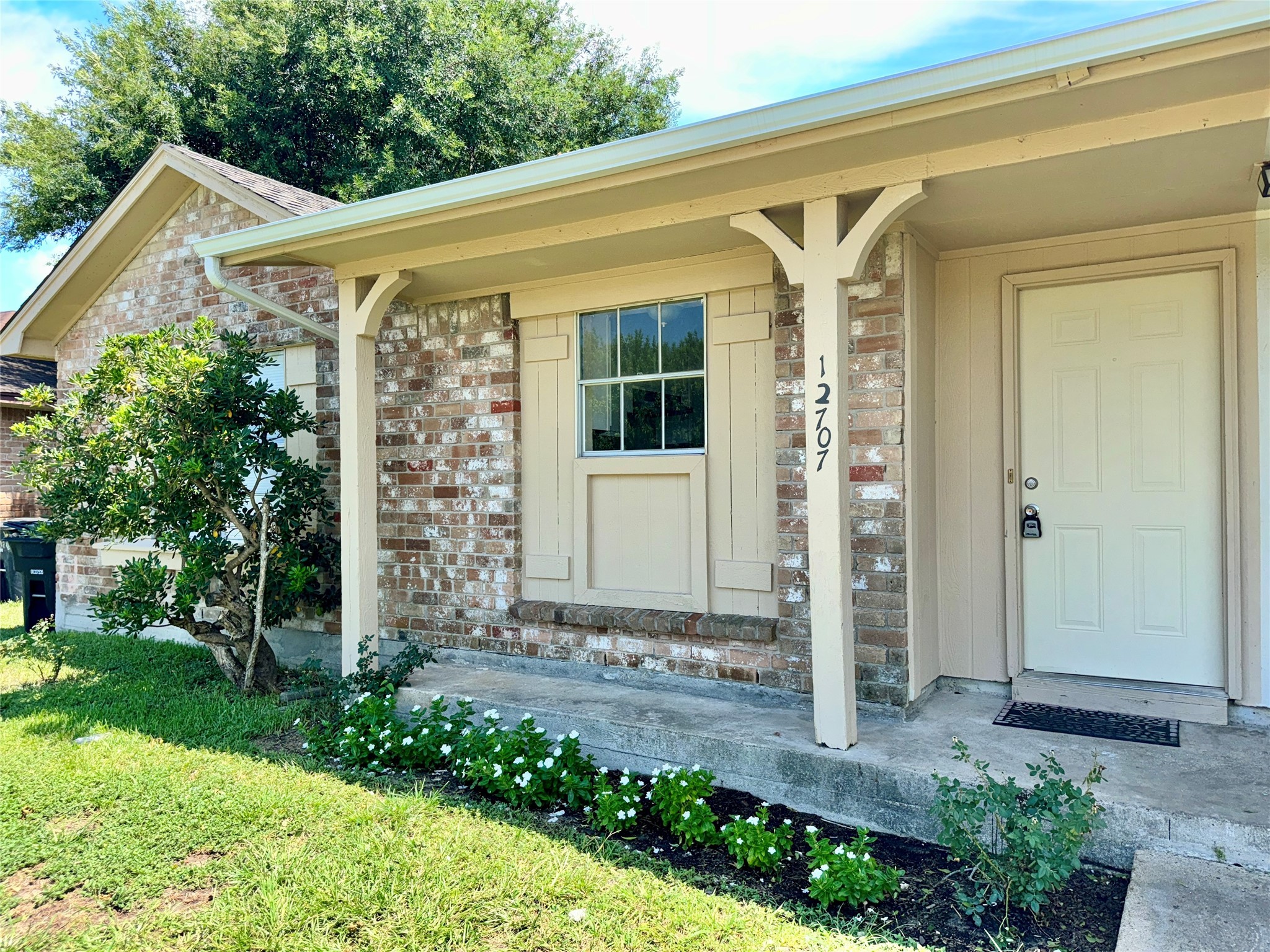 12707 Dairy Brook Drive Houston TX 77099