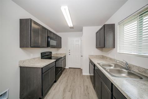 219 Blue Crane Street Huntsville TX 77320