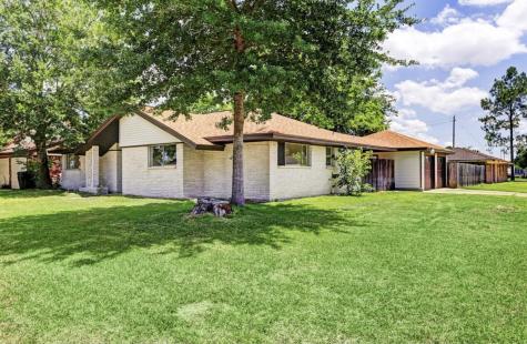 8002 Garden Parks Drive Houston TX 77075