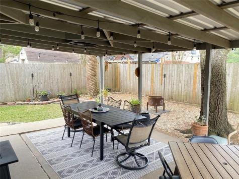 2216 Westminister Street Pearland TX 77581