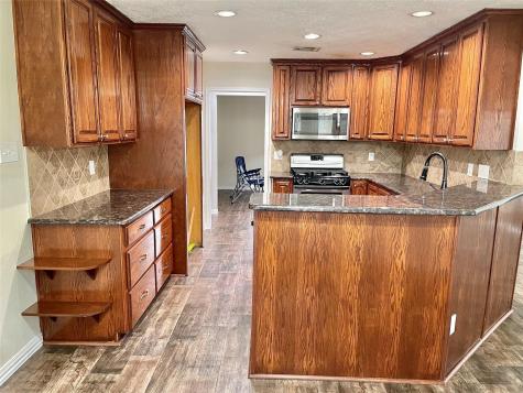 2216 Westminister Street Pearland TX 77581