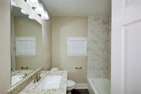 4220 Delhi Street Houston TX 77022