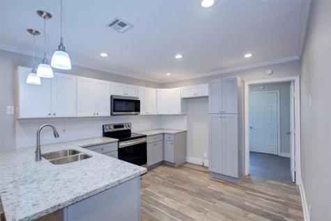 4220 Delhi Street Houston TX 77022
