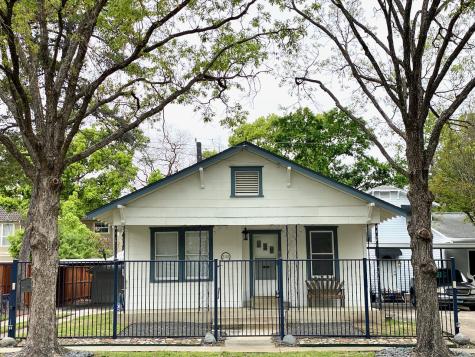 2118 Brun Street Houston TX 77019