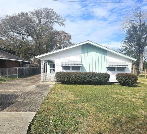 126 Boston Avenue Nederland TX 77627