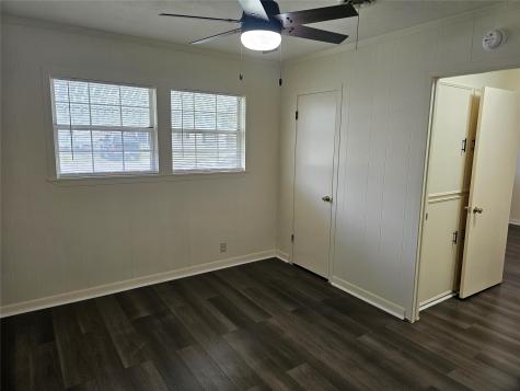 126 Boston Avenue Nederland TX 77627