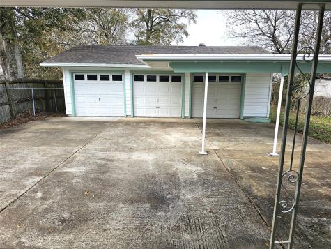 126 Boston Avenue Nederland TX 77627