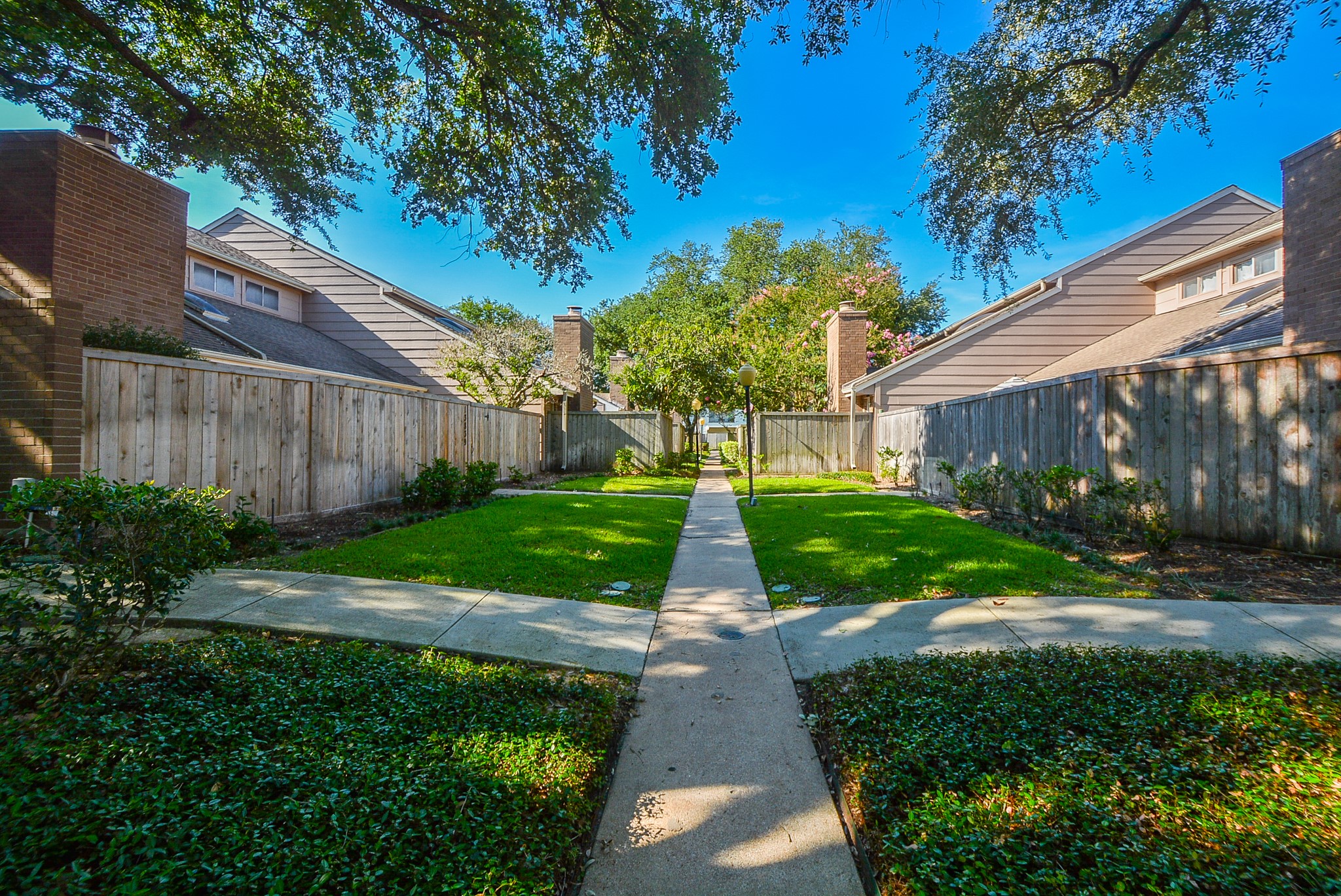 13859 Hollowgreen Drive Houston TX 77082