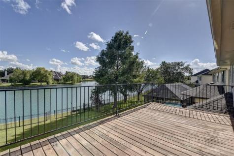 6818 Portuguese Bend Drive Missouri City TX 77459