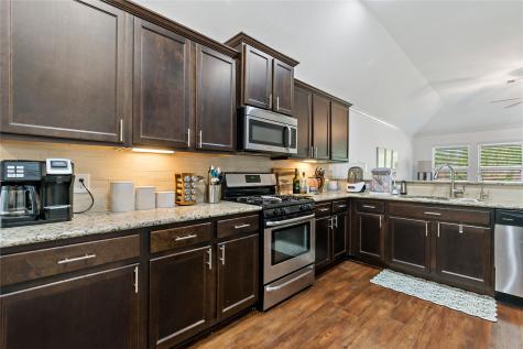 4927 Applewood Crest Lane Rosharon TX 77583
