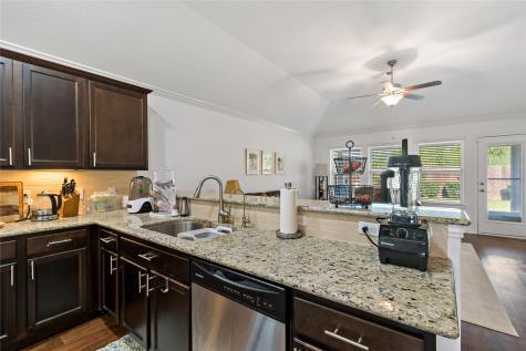 4927 Applewood Crest Lane Rosharon TX 77583