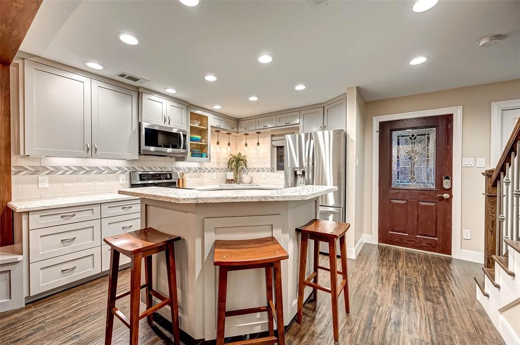 701 Worthshire Street Houston TX 77008