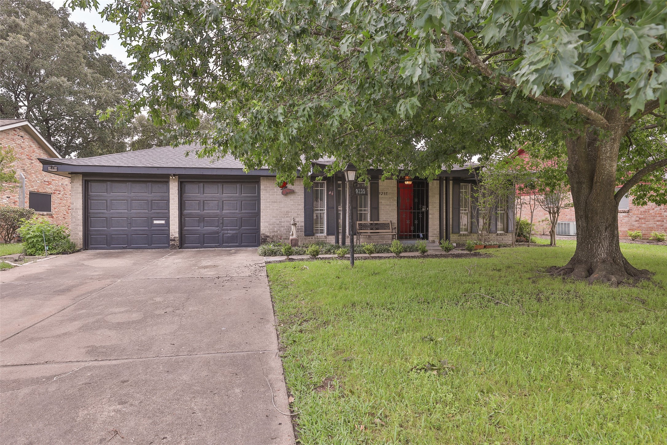 9235 Kempwood Drive Houston TX 77080
