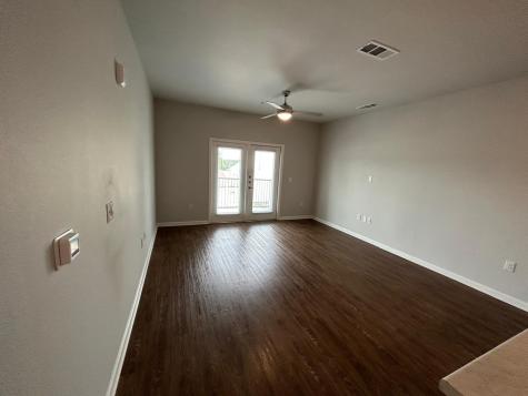 2136 W 34th Street 146 Houston TX 77018