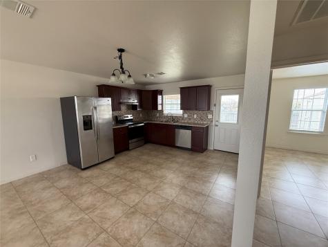 2724 Avenue D Avenue 4 San Leon TX 77539