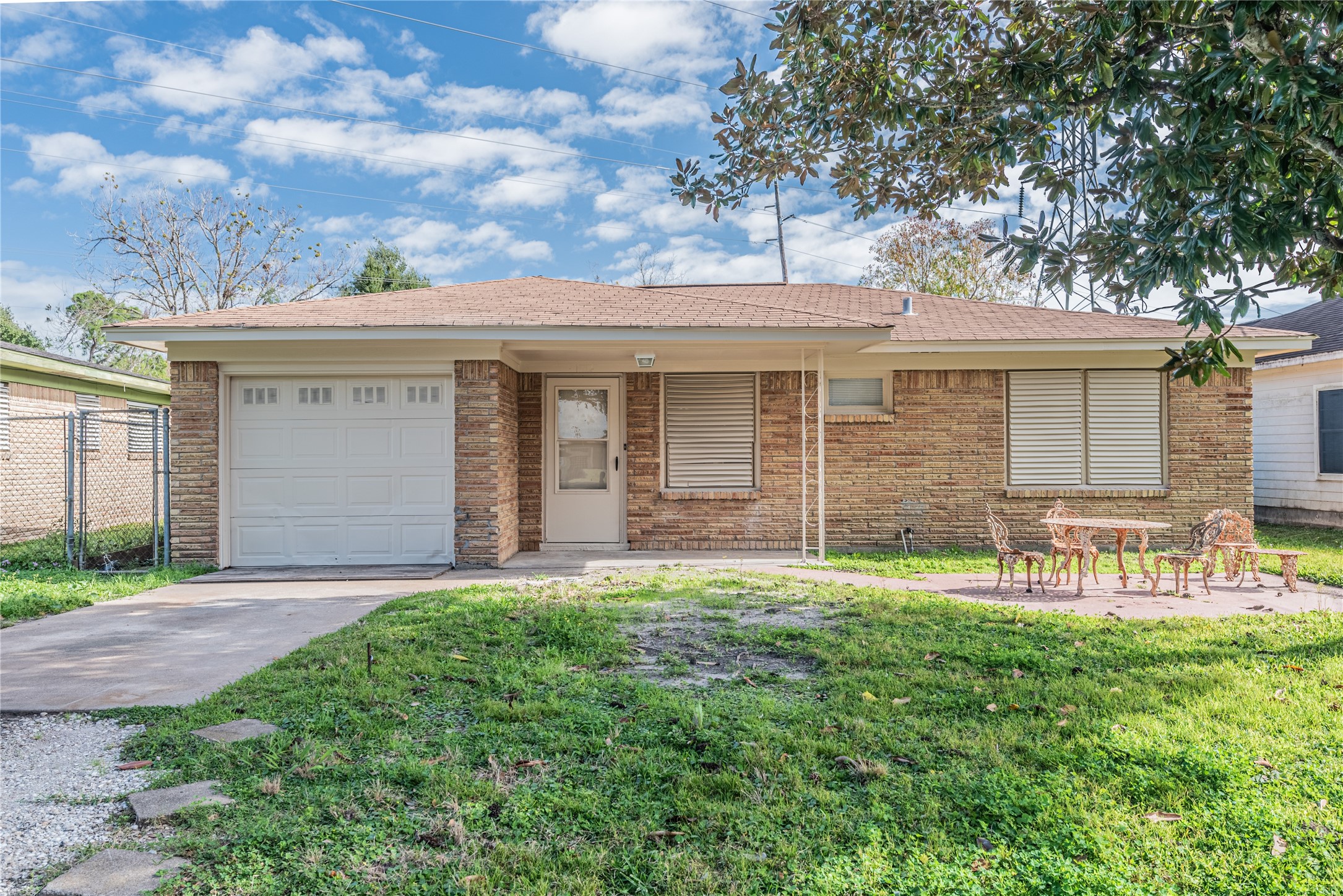 124 N Washington Street Texas City TX 77591