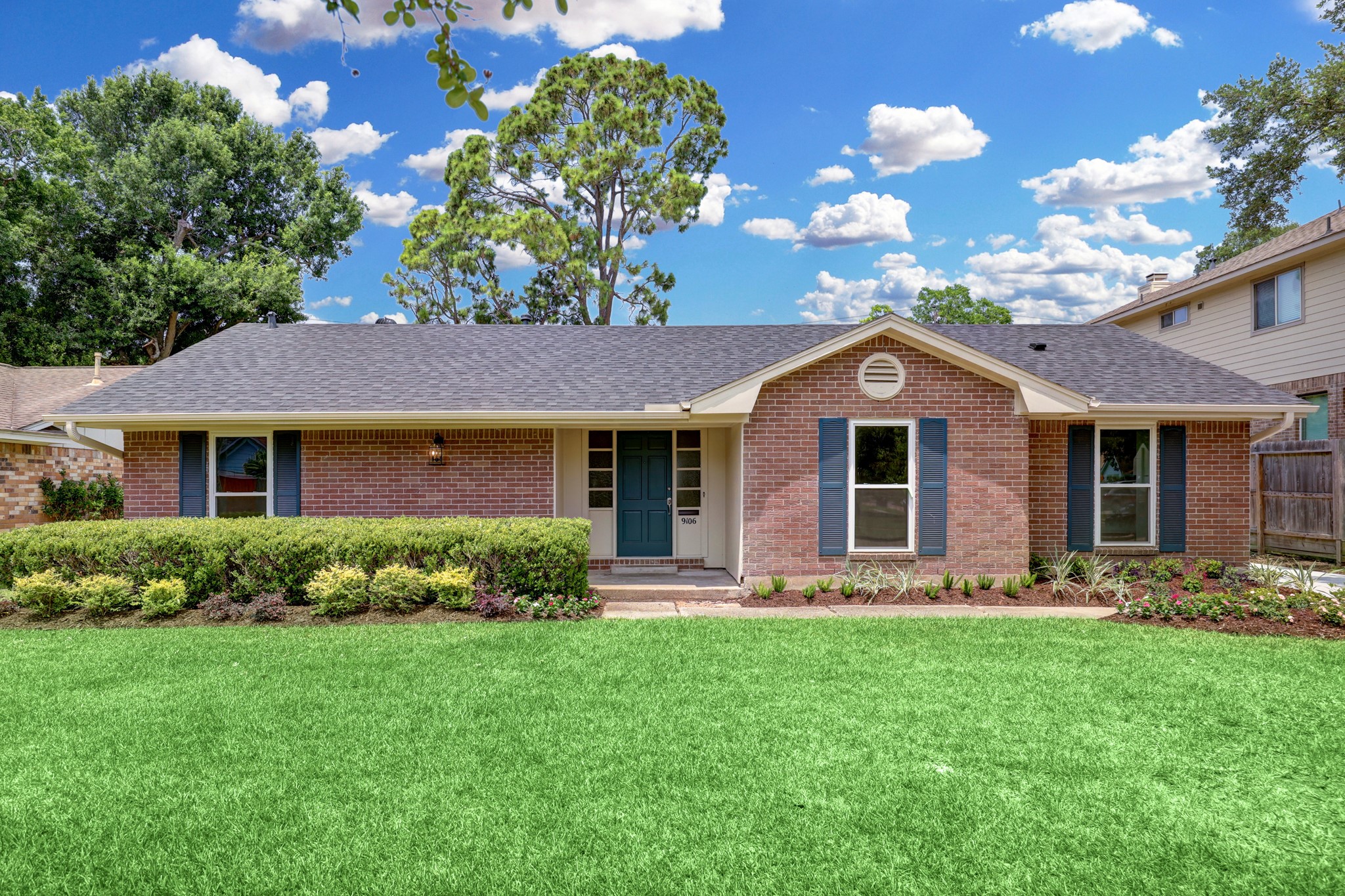 9106 Mullins Drive Houston TX 77096