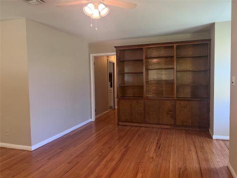 401 Tennie Avenue Wharton TX 77488
