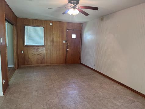 401 Tennie Avenue Wharton TX 77488