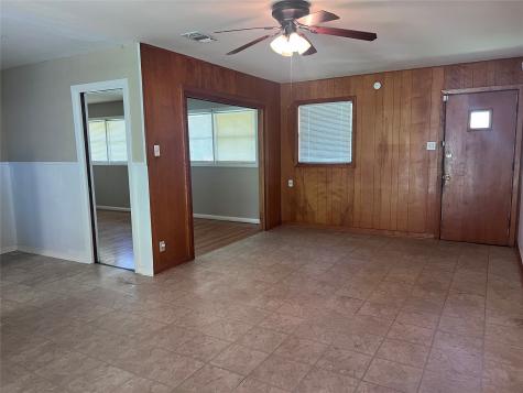 401 Tennie Avenue Wharton TX 77488