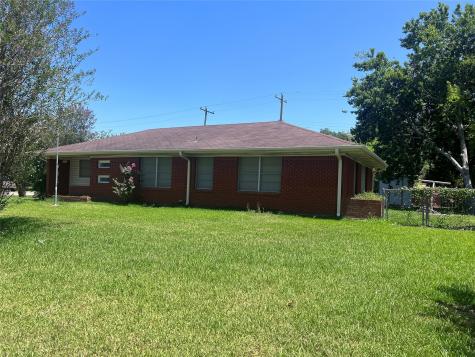 401 Tennie Avenue Wharton TX 77488