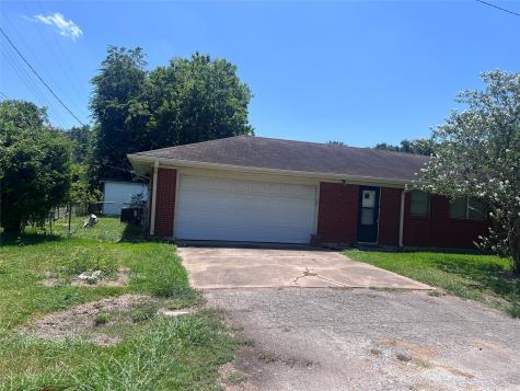 401 Tennie Avenue Wharton TX 77488