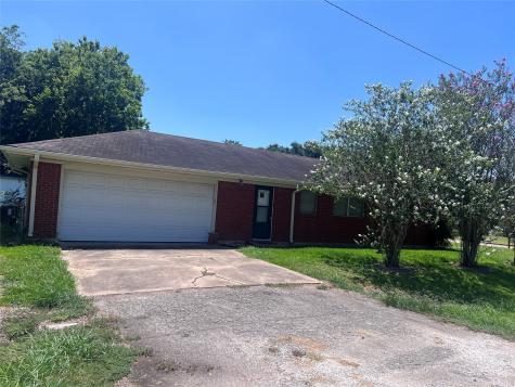 401 Tennie Avenue Wharton TX 77488