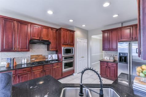 3303 Aspenbrook Court Pearland TX 77581