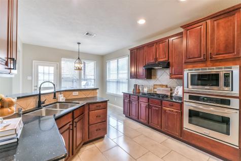 3303 Aspenbrook Court Pearland TX 77581