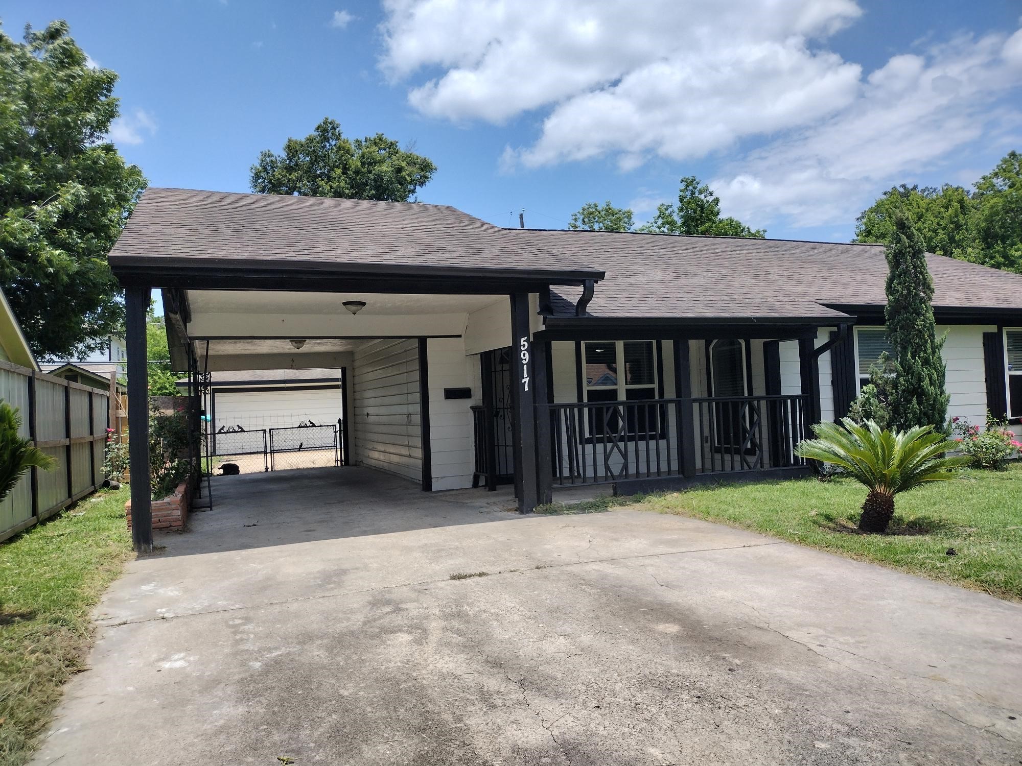 5917 Southmont Street Houston TX 77033