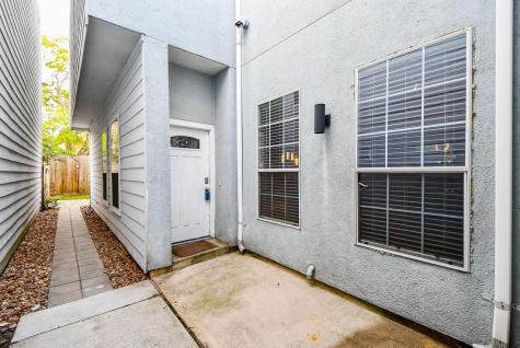1832 Woodvine Drive Houston TX 77055