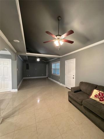 58 County Road 3560 Cleveland TX 77327