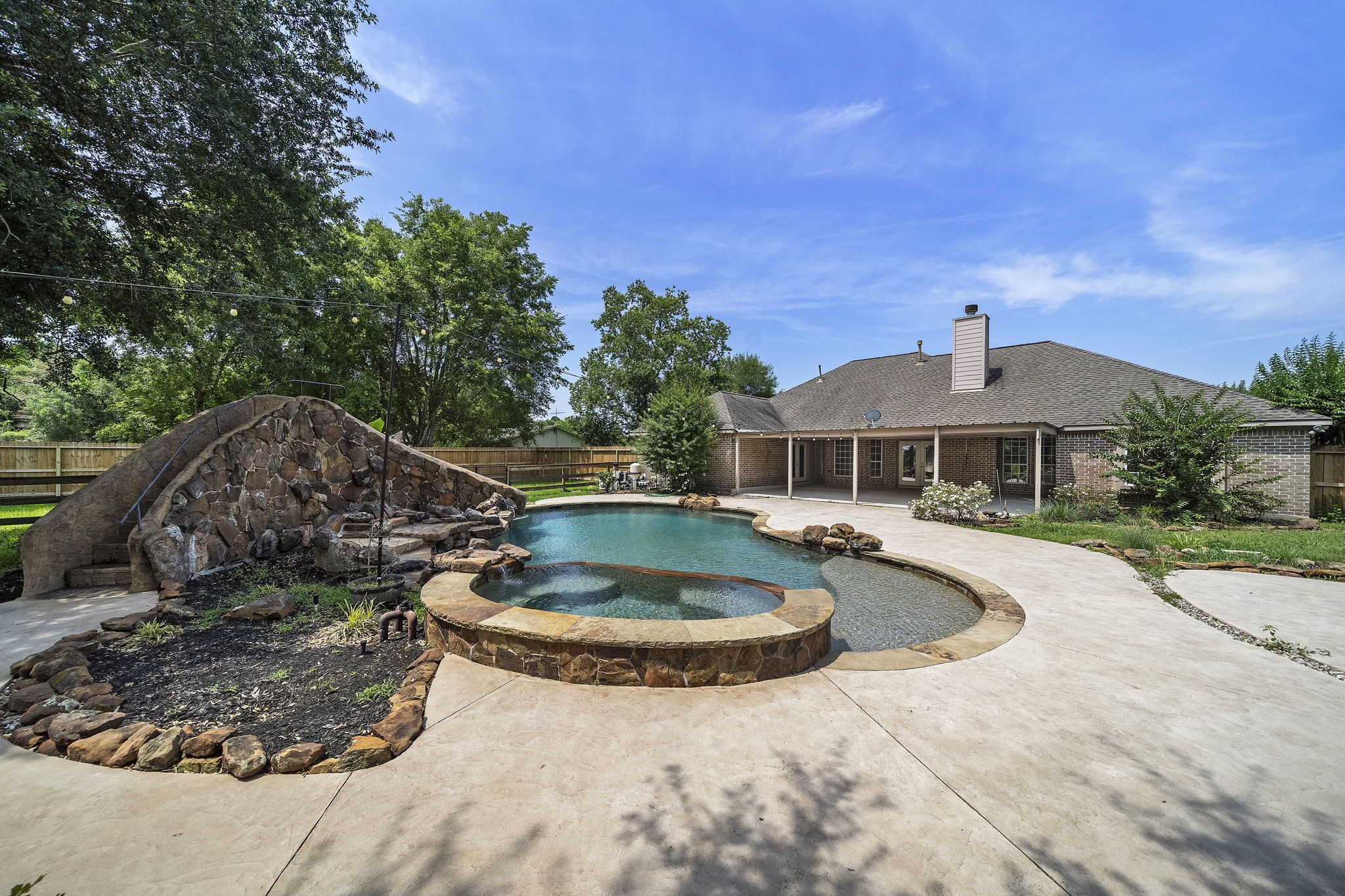 22218 Sierra Madre Street Crosby TX 77532