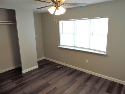 1668 Fm 2518 85 Cleveland TX 77327