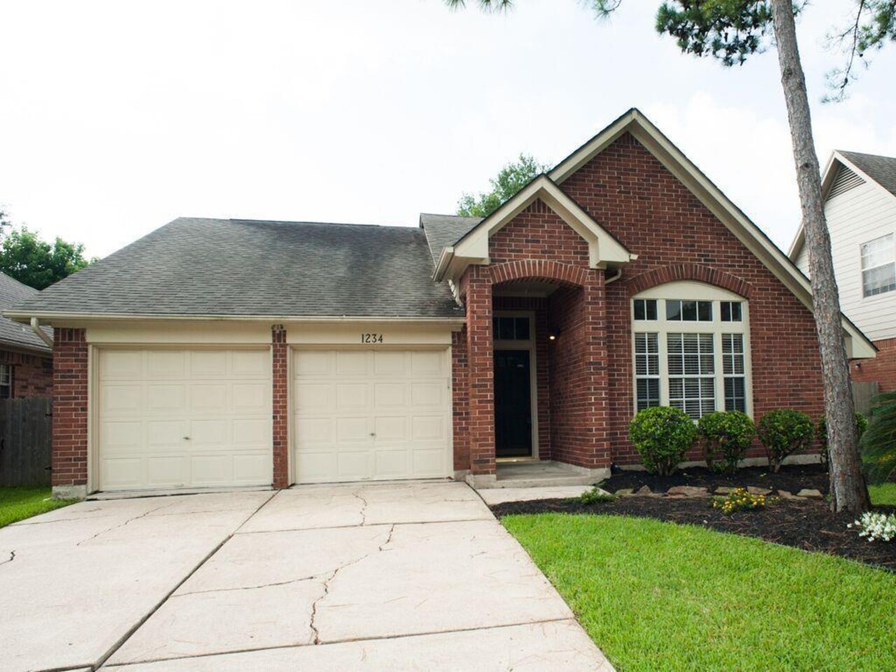 1234 Indian Autumn Trace Houston TX 77062