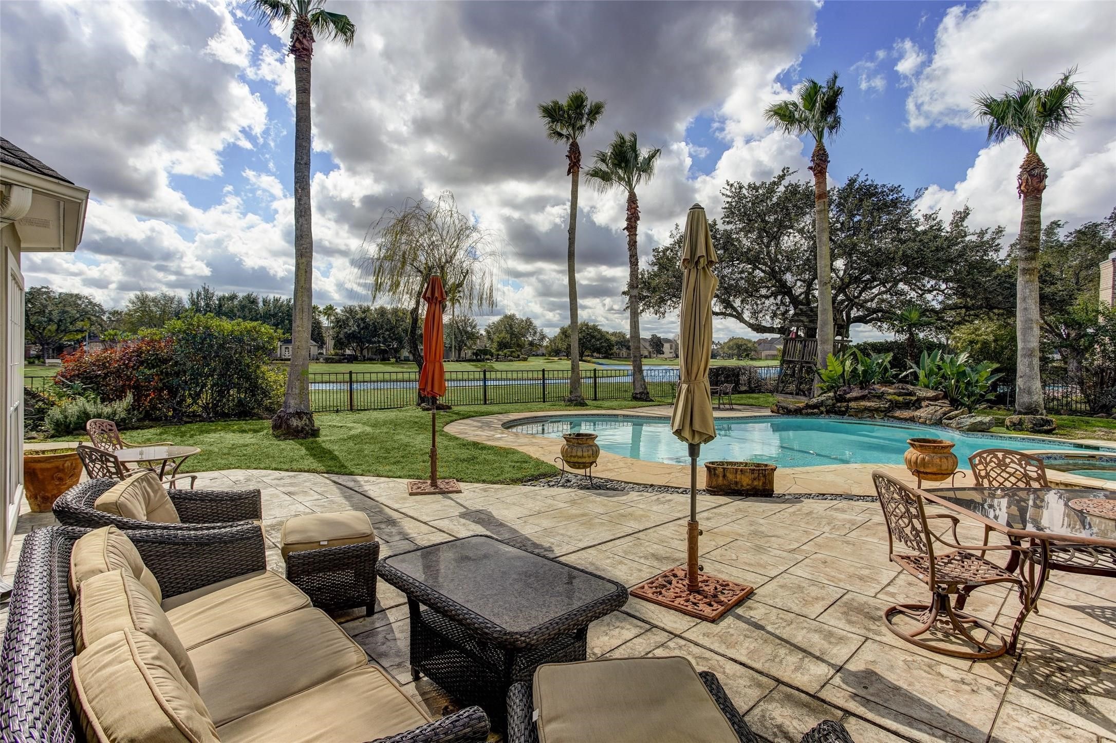 13703 Lakeshore Way Cove Houston TX 77077