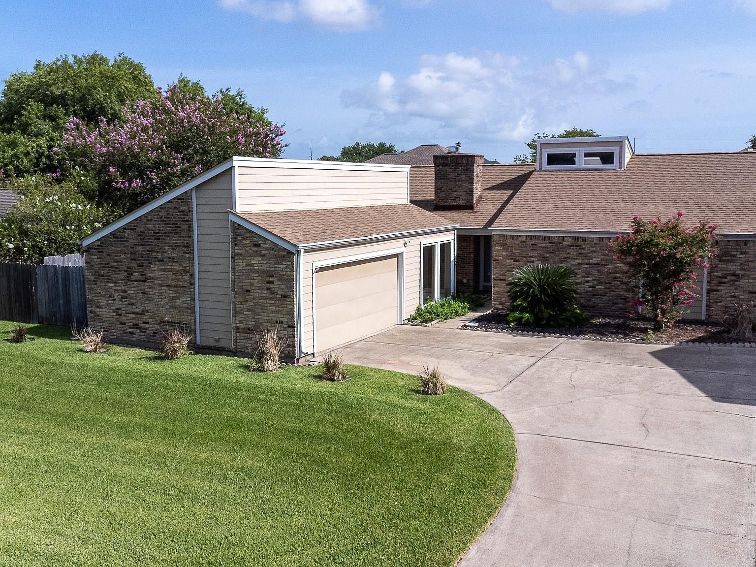 1806 23rd Avenue N Texas City TX 77590