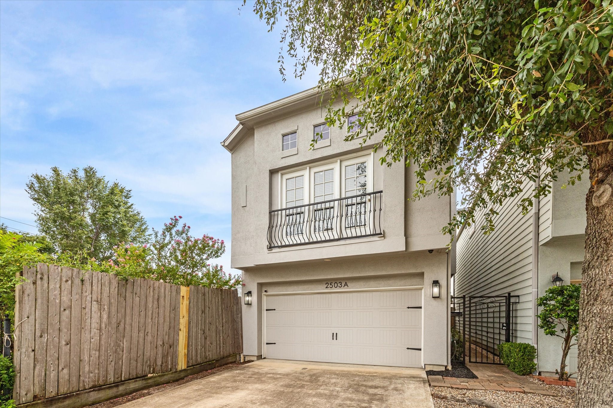 2503 Beall Street A Houston TX 77008