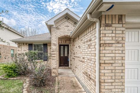 3042 Boxwood Springs Lane Dickinson TX 77539