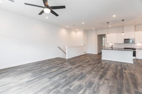 5715 White Magnolia Street Houston TX 77091