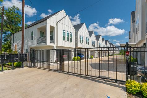 5715 White Magnolia Street Houston TX 77091
