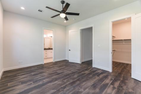 5715 White Magnolia Street Houston TX 77091